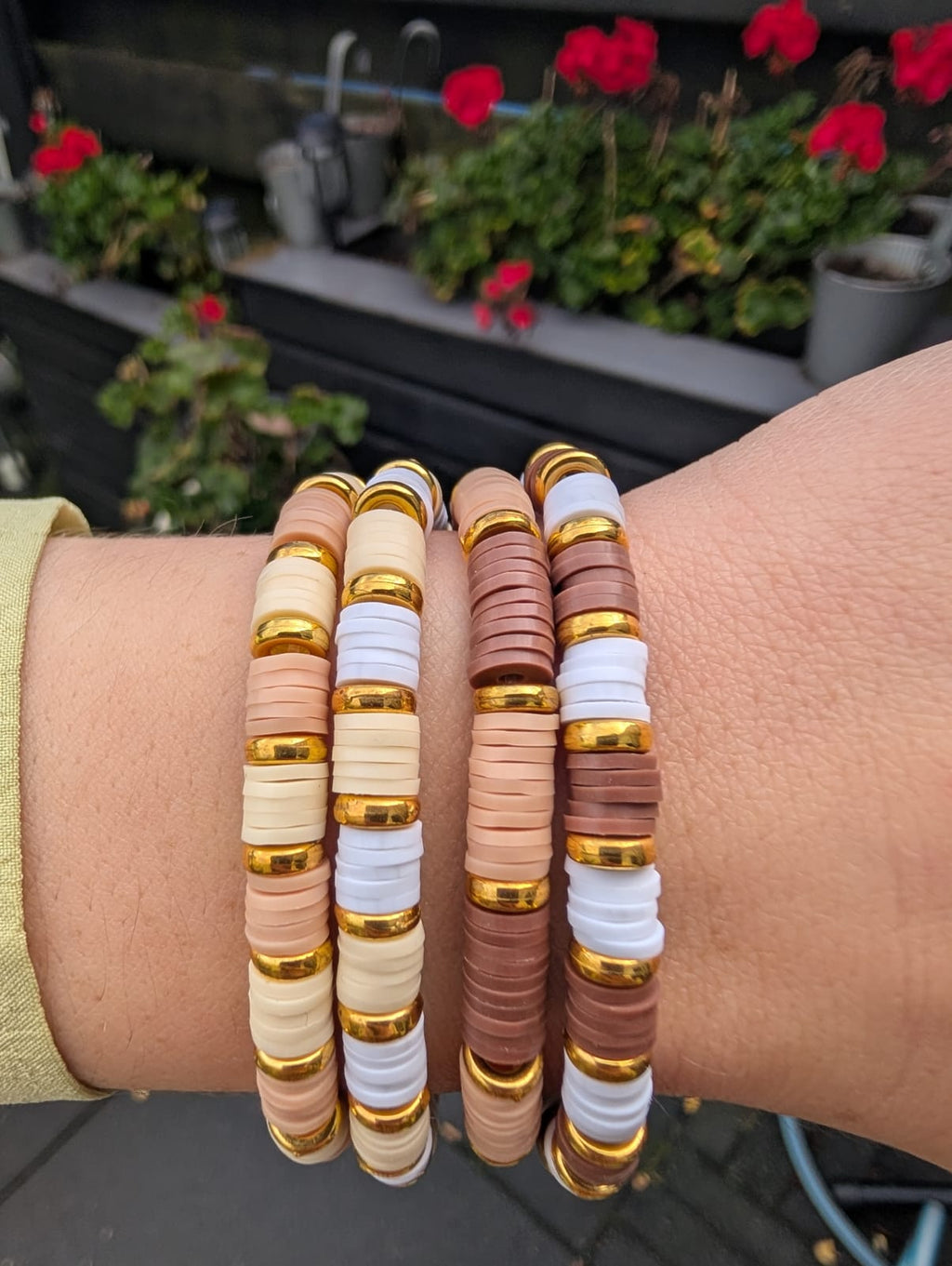 Aardetinten Heishi Armbanden set