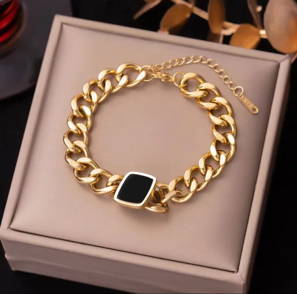 Trendy Vierkant Armband